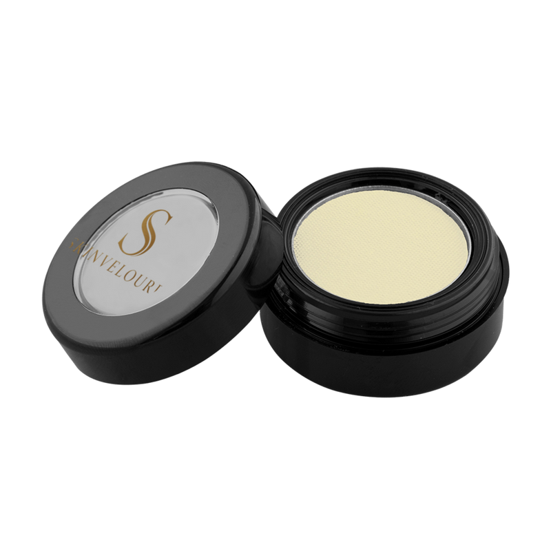 viaGlamour image of a Eyeshadow