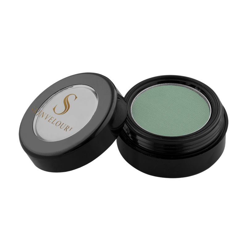 viaGlamour image of a Eyeshadow