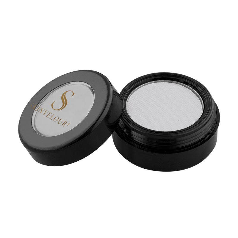 viaGlamour image of a Eyeshadow