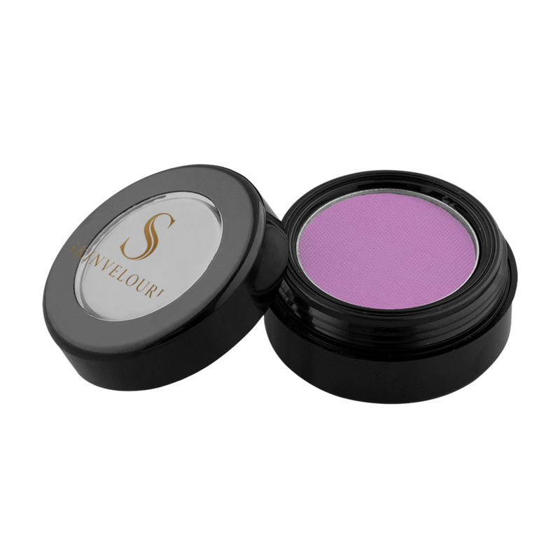 viaGlamour image of a Eyeshadow
